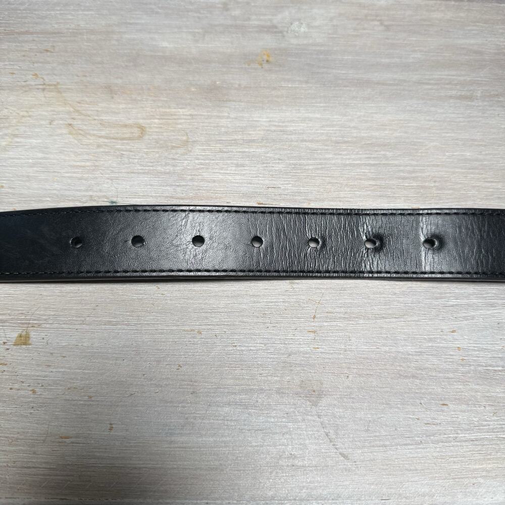 Target Black Faux Leather Belt Size M Silver Tone Buckle Made in Guatemala - Picture 3 of 5